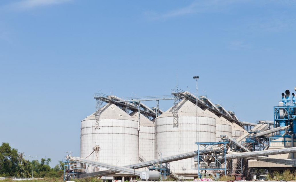 Huge FRP tanks in a petrochemical plant